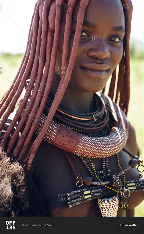 Only some young men wear t-shirts, the rest, most of Himba men are naked. Himba women are in charge of caring for children, while men often carry cattle away from home for a long time. Himba tribe still maintains polygamy, and men can have many wives, especially if they have a lot of cattle.
